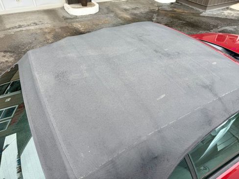Used 2006 Ford Mustang Convertible RWD image 16