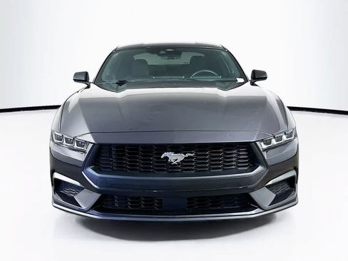 Certified 2024 Ford Mustang Coupe RWD image 6