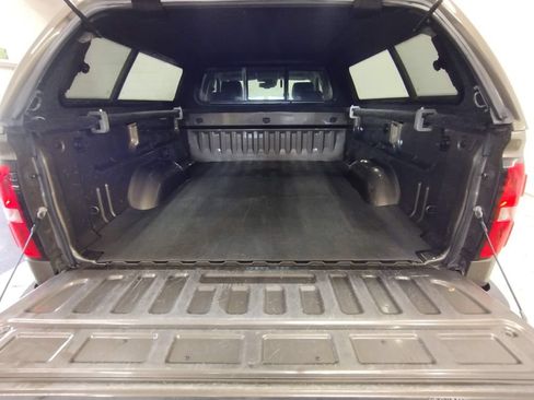 Used 2014 GMC Sierra 1500 SLT w/ Driver Alert Package AWD/4WD image 20