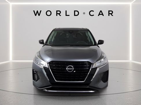 Used 2024 Nissan Kicks S image 2