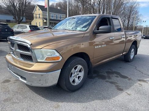 Used 2012 RAM 1500 Classic SLT image 3