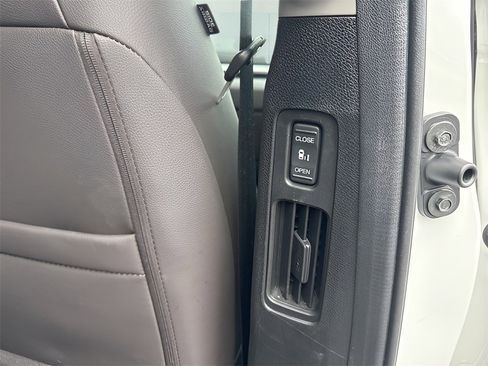 Used 2020 Honda Odyssey Elite image 42