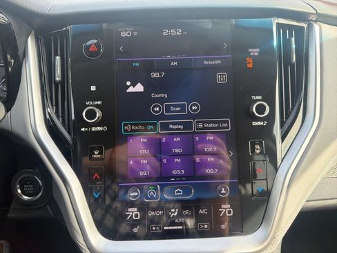 Used 2021 Subaru Outback Premium image 38