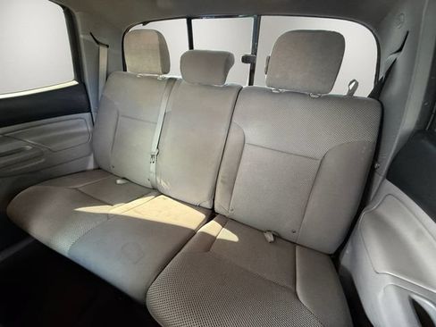 Used 2015 Toyota Tacoma 4x4 Double Cab w/ TRD Off-Road Package image 14