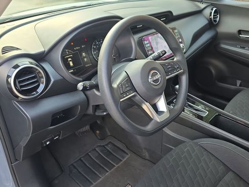 Certified 2023 Nissan Kicks SV FWD image 22