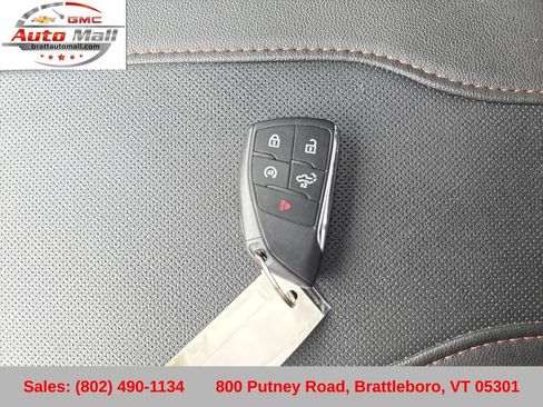 Used 2024 GMC Sierra 1500 AT4 w/ Technology Package AWD/4WD image 31