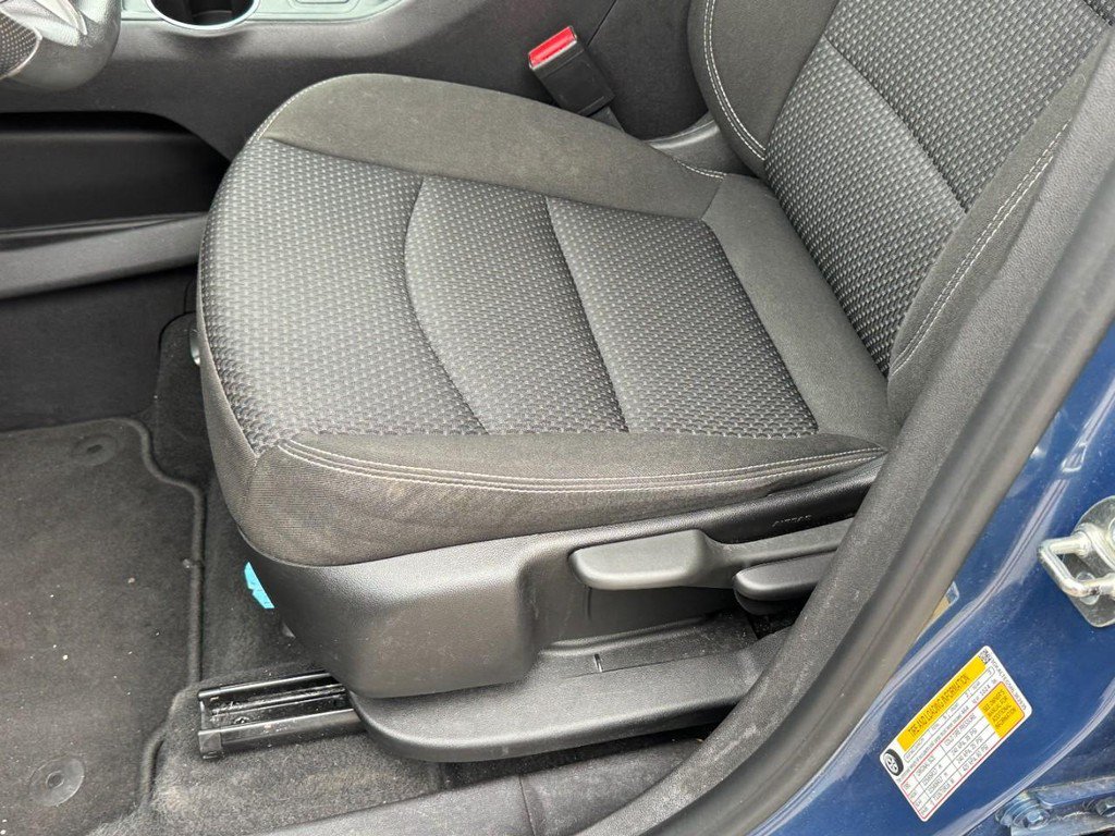 Used 2024 GMC Terrain SLE AWD/4WD image 25