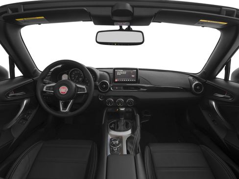 Used 2017 FIAT 124 Spider Lusso image 45