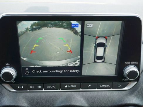 Certified 2023 Nissan Sentra SR w/ SR Premium Package image 18