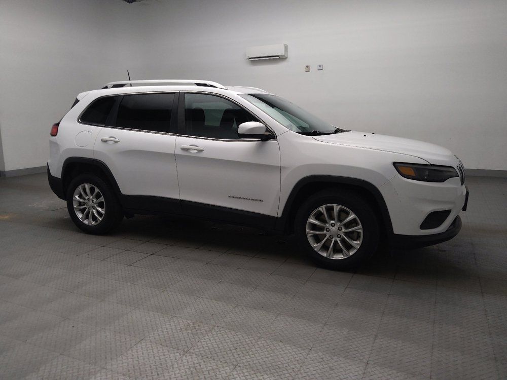 Used 2019 Jeep Cherokee Latitude w/ Popular Appearance Group FWD image 11