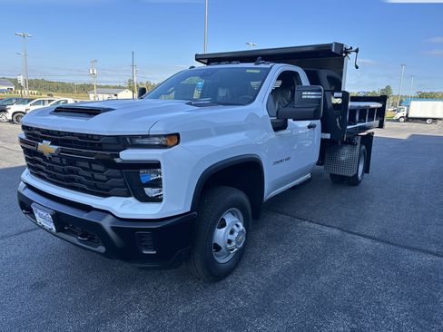 New 2025 Chevrolet Silverado 3500 W/T w/ WT Convenience Package image 3