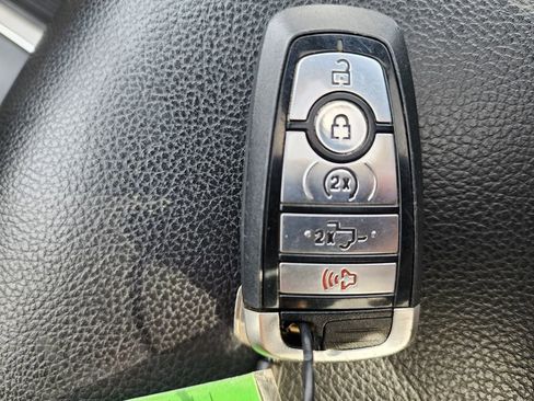 Used 2019 Ford F150 Lariat w/ Equipment Group 502A Luxury image 61