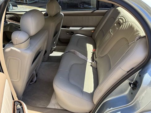 Used 2004 Buick Park Avenue w/ Prestige Feature Package FWD image 36