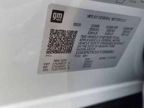 New 2026 GMC Acadia Denali Ultimate w/ LPO, All-Weather Package AWD/4WD image 4
