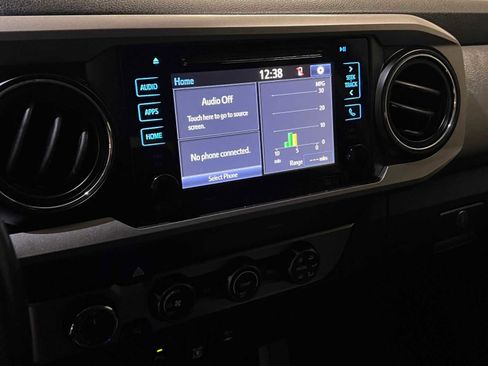 Used 2019 Toyota Tacoma SR5 image 25