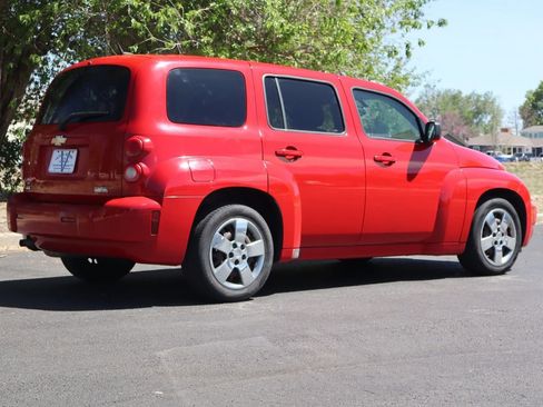 Used 2011 Chevrolet HHR LS image 5