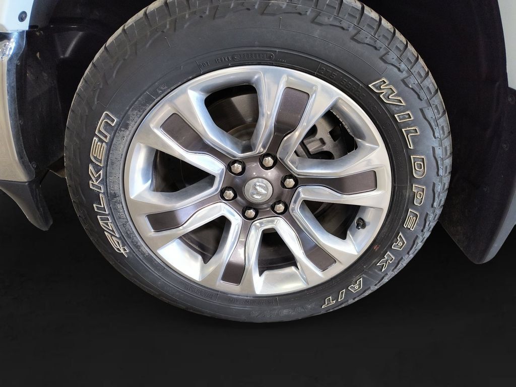 Used 2022 RAM 1500 Limited AWD/4WD image 9
