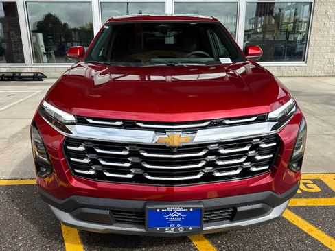 New 2026 Chevrolet Equinox LT w/ Convenience Package II image 6