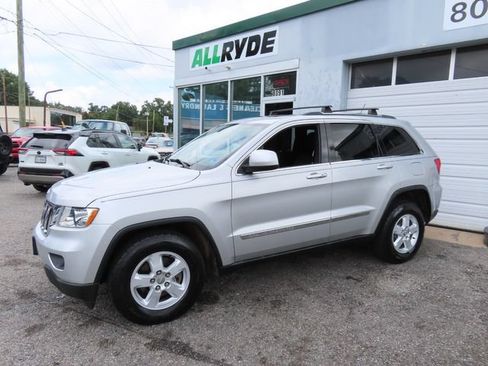 Used 2012 Jeep Grand Cherokee Laredo w/ Laredo E Group AWD/4WD image 8