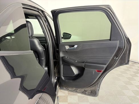 Certified 2025 Ford Escape ST-Line Select image 28