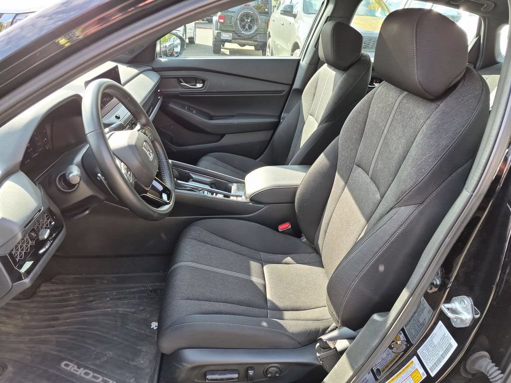 Used 2024 Honda Accord Sport image 12