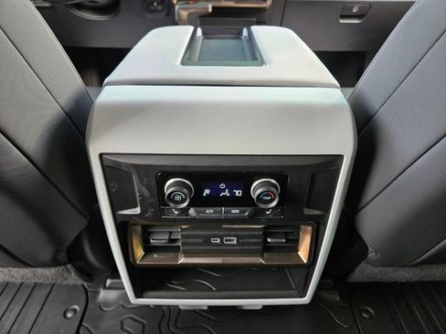 Used 2024 GMC Hummer EV 3X AWD/4WD image 18