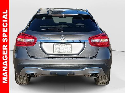 Used 2018 Mercedes-Benz GLA 250 image 4
