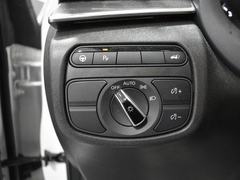 Used 2025 INFINITI QX50 Luxe image 19