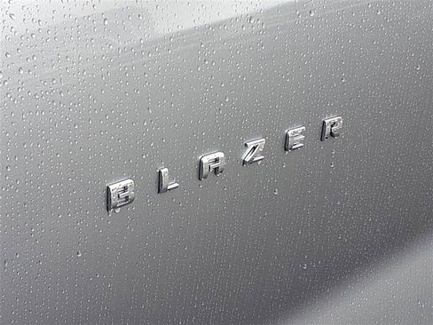 New 2026 Chevrolet Blazer LT image 24