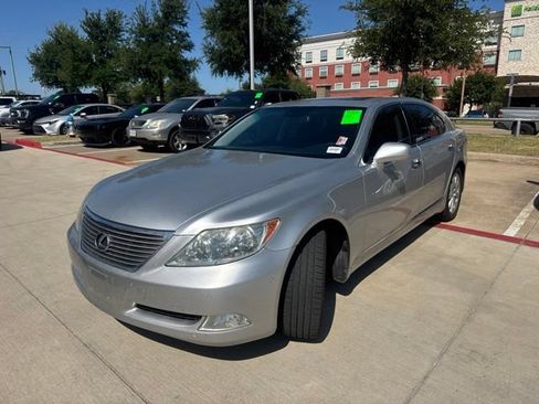 Used 2007 Lexus LS 460 L RWD image 6