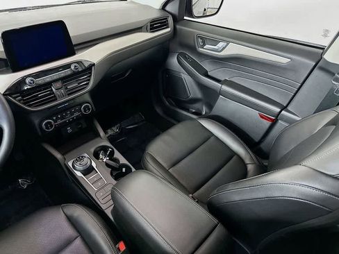 Certified 2022 Ford Escape SEL image 10