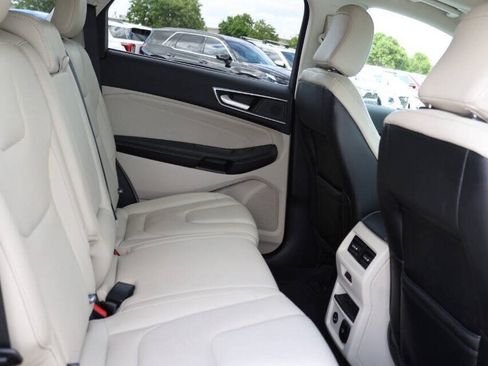 Used 2021 Ford Edge Titanium w/ Equipment Group 301A AWD/4WD image 16
