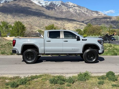 Used 2024 GMC Sierra 1500 Pro w/ Graphite Edition image 8