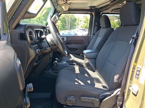 Used 2023 Jeep Wrangler Unlimited Sport AWD/4WD image 13