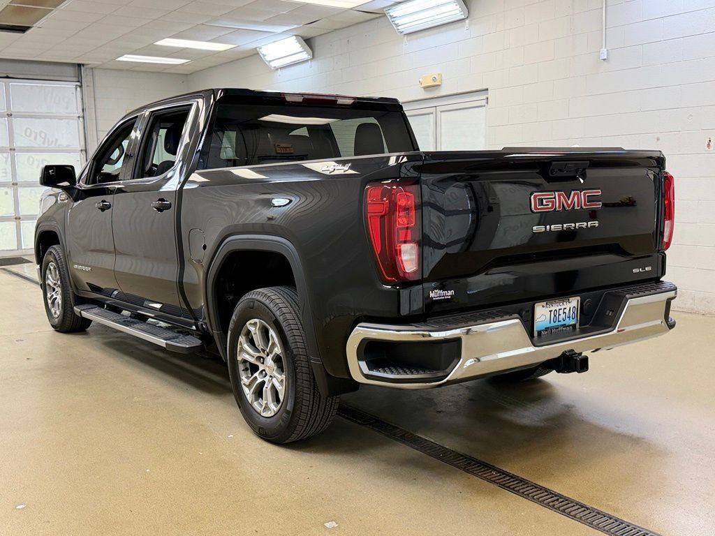 Used 2025 GMC Sierra 1500 SLE AWD/4WD image 9