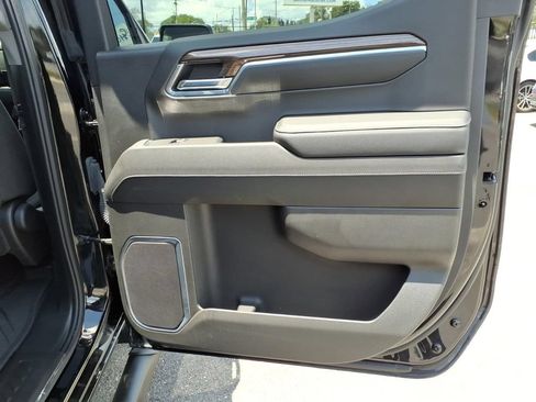Used 2024 Chevrolet Silverado 1500 RST w/ Protection Package AWD/4WD image 15