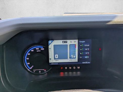 Used 2022 Ford Bronco Badlands w/ Sasquatch Package AWD/4WD image 9
