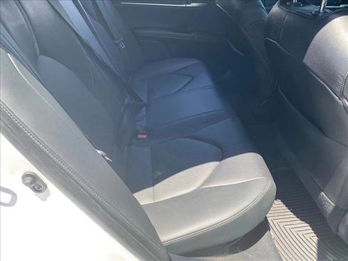 Used 2021 Toyota Camry XLE FWD image 26