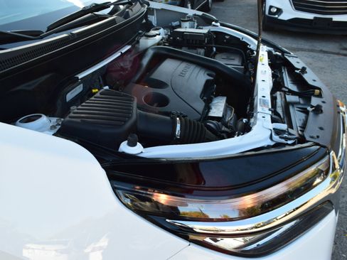 Used 2023 Chevrolet Equinox LS w/ LS Convenience Package image 26