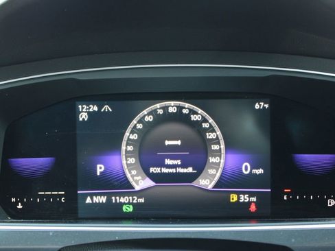 Used 2022 Volkswagen Tiguan SE R-Line image 36