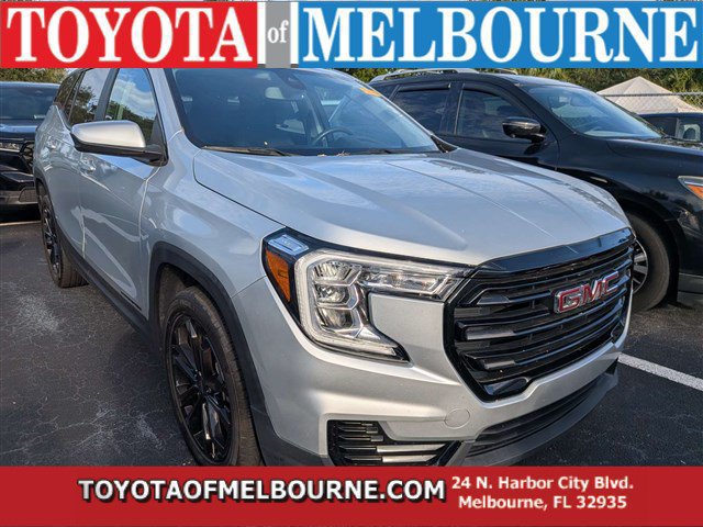 Used 2022 GMC Terrain SLE w/ Driver Convenience Package FWD image 1