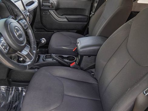 Used 2018 Jeep Wrangler Sport image 14