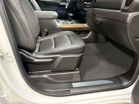 Used 2025 Chevrolet Silverado 1500 RST w/ Convenience Package II image 59