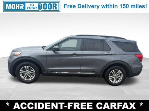Used 2022 Ford Explorer XLT RWD image 2