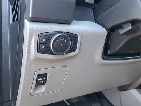 Used 2020 Ford F150 XLT w/ Trailer Tow Package image 22