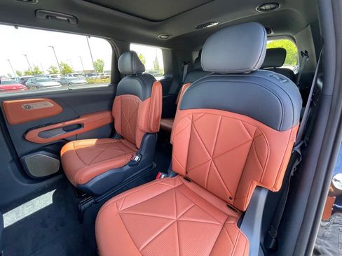 New 2027 Kia Telluride SX w/ Towing Package FWD image 26