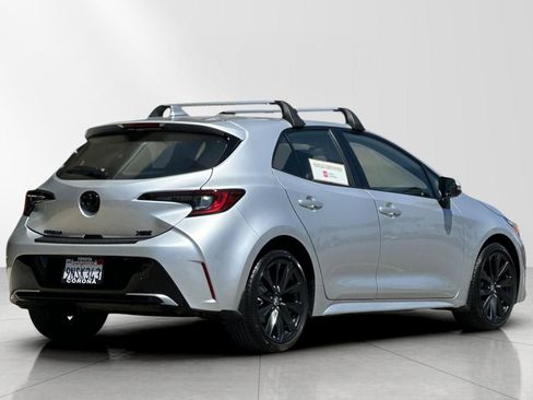 Used 2025 Toyota Corolla XSE FWD image 5