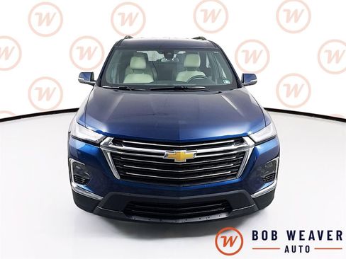 Used 2023 Chevrolet Traverse LT w/ LPO, Floor Liner Package AWD/4WD image 2
