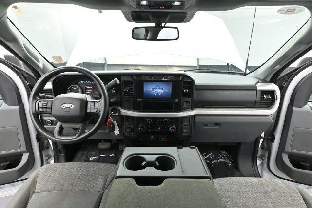 Used 2023 Ford F250 XLT AWD/4WD image 18