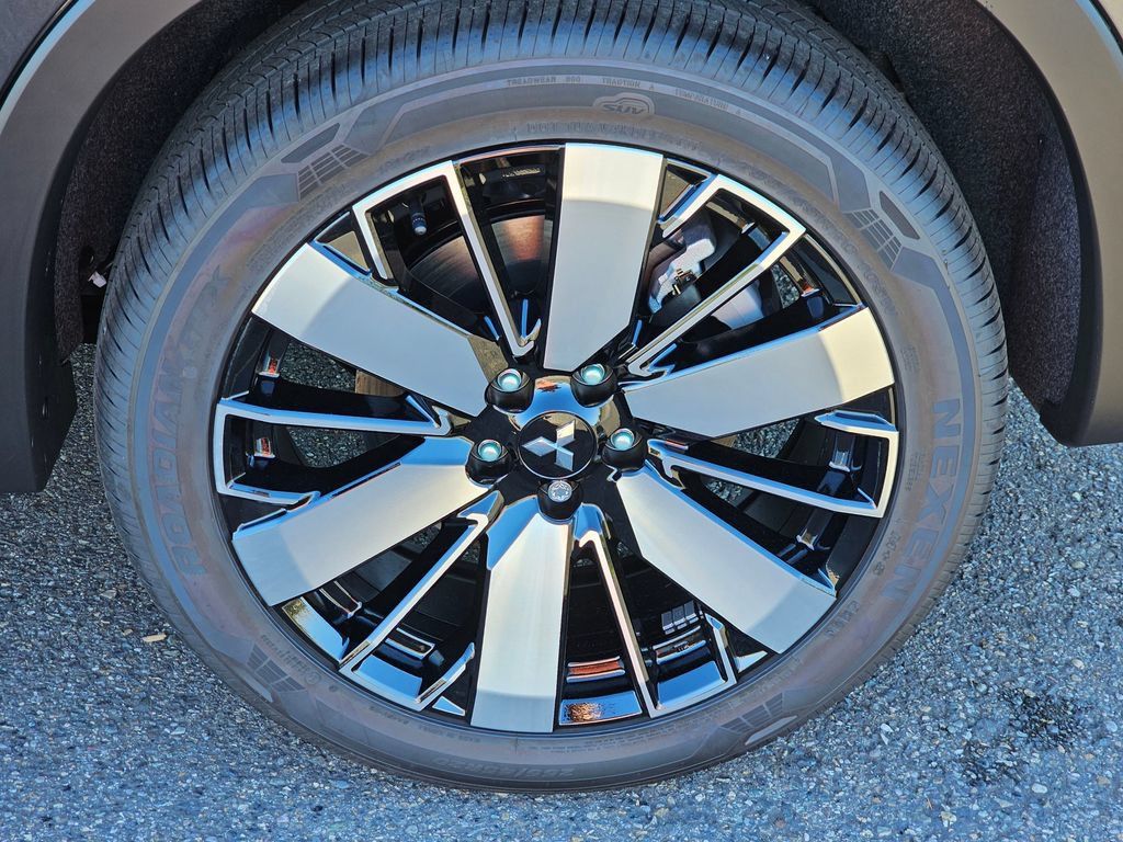 New 2026 Mitsubishi Outlander SEL AWD/4WD image 9